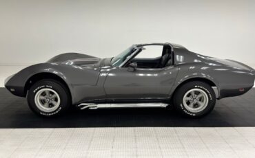 Chevrolet-Corvette-1968-Coupe-2