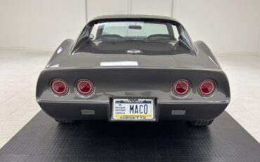 Chevrolet-Corvette-1968-Coupe-4