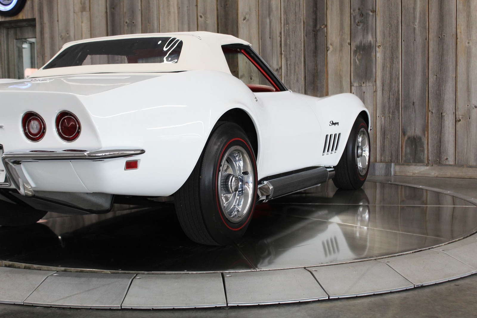 Chevrolet-Corvette-1969-L36-12