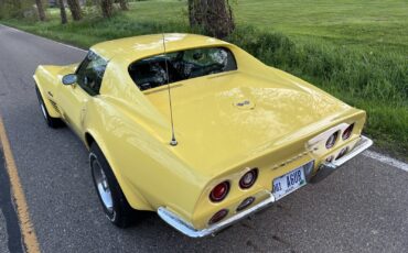 Chevrolet-Corvette-1970-Coupe-1