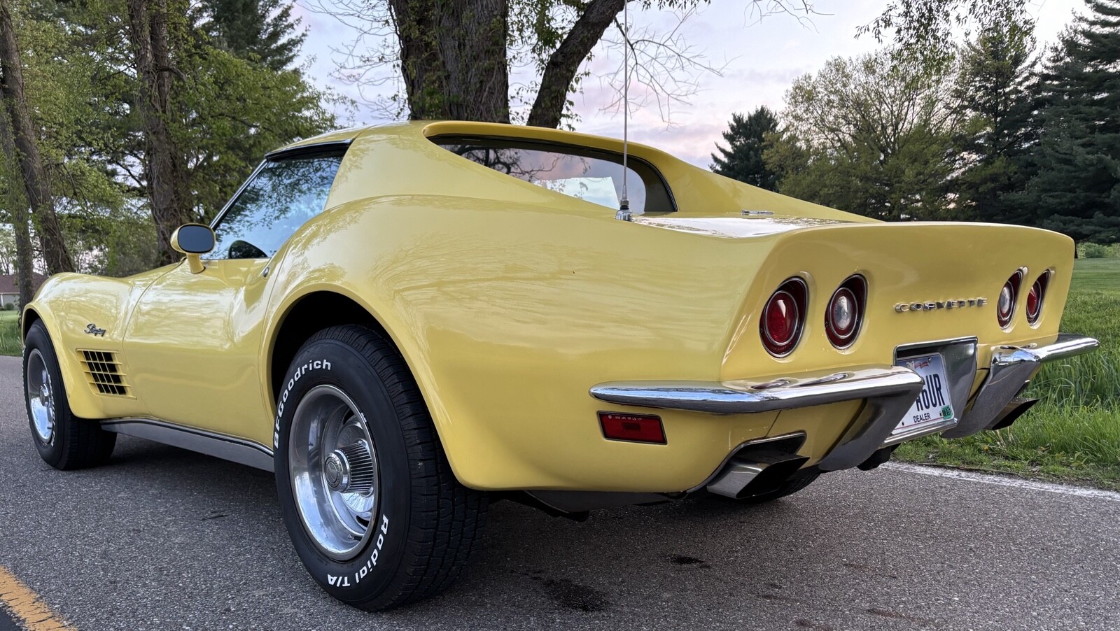 Chevrolet-Corvette-1970-Coupe-12
