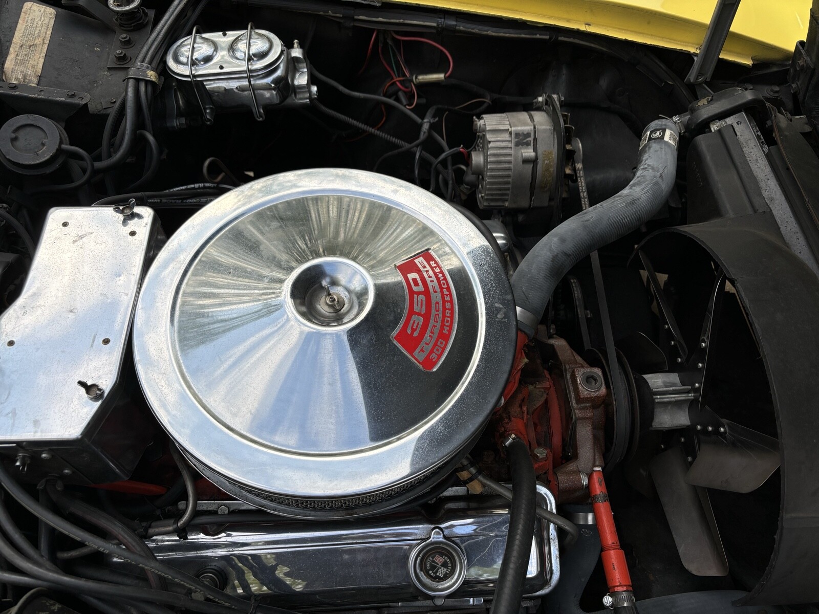 Chevrolet-Corvette-1970-Coupe-23