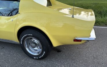 Chevrolet-Corvette-1970-Coupe-3