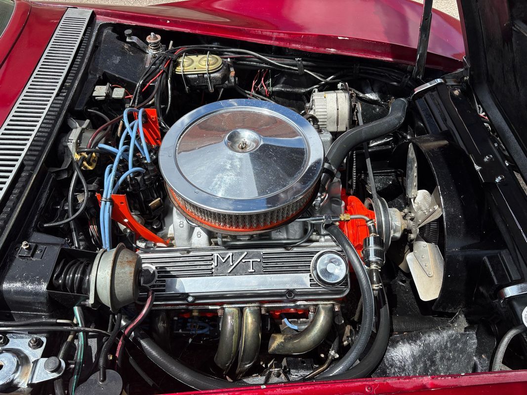 Chevrolet-Corvette-1971-10