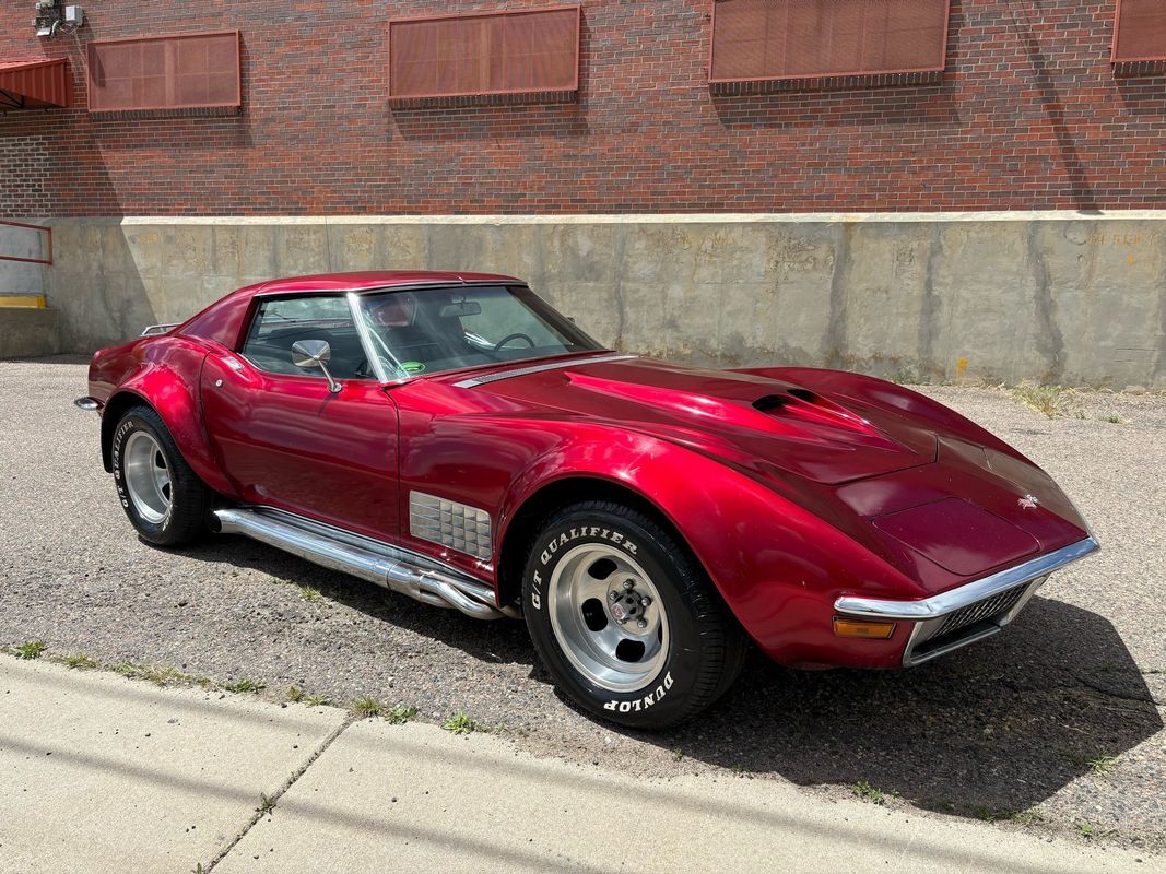 Chevrolet-Corvette-1971-11