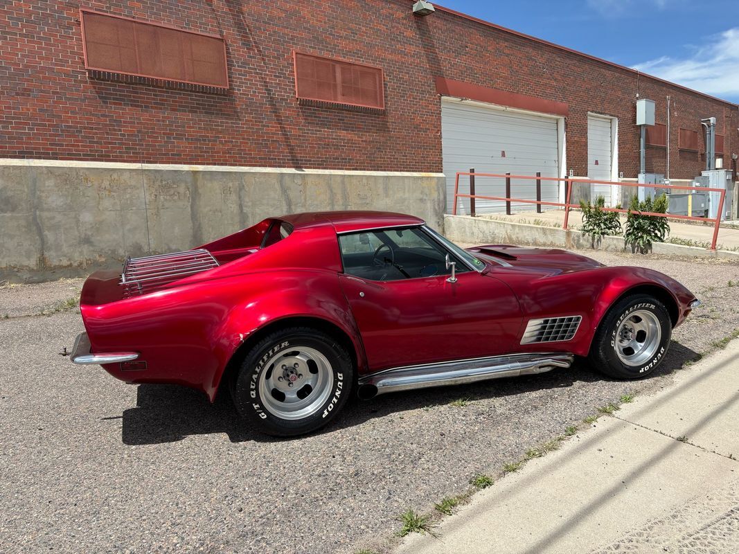 Chevrolet-Corvette-1971-19