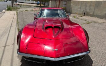 Chevrolet-Corvette-1971-32