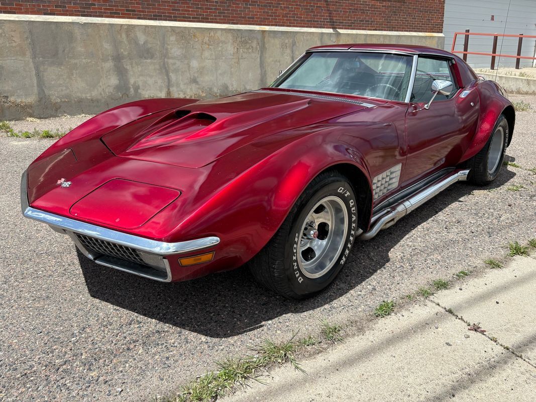 Chevrolet-Corvette-1971-34