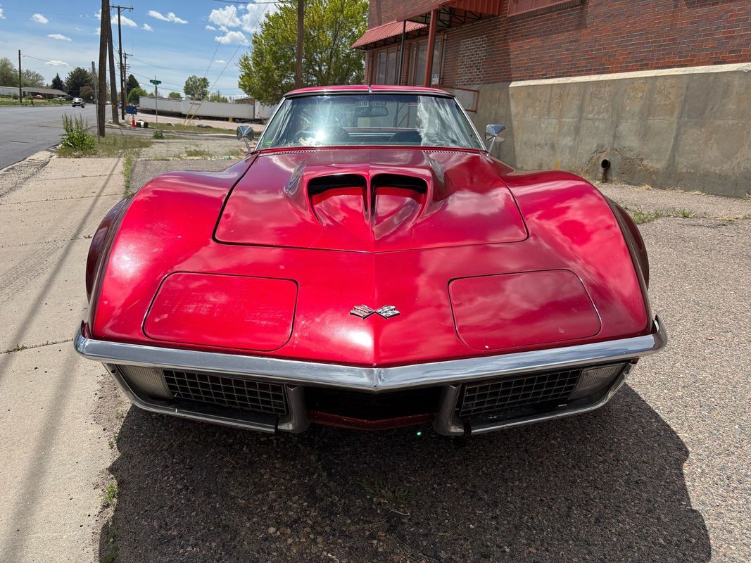 Chevrolet-Corvette-1971-36