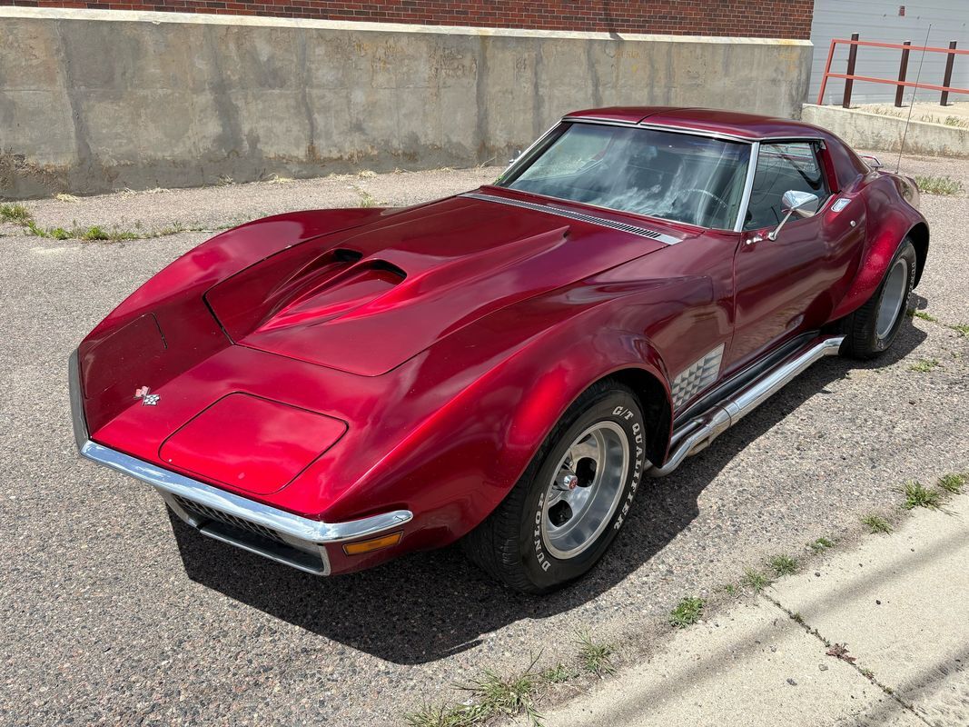 Chevrolet-Corvette-1971-37