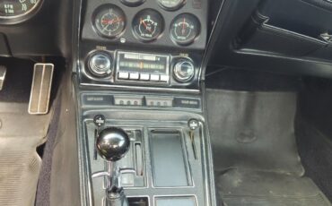 Chevrolet-Corvette-1971-Coupe-26