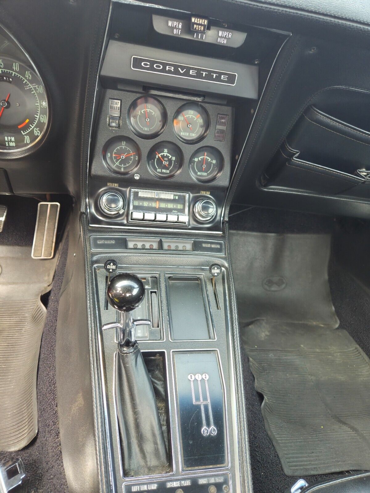 Chevrolet-Corvette-1971-Coupe-26
