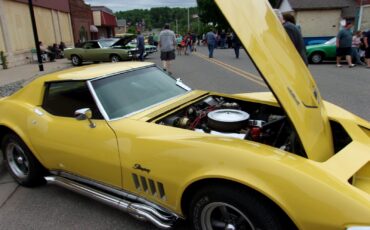 Chevrolet-Corvette-1971-Coupe-3