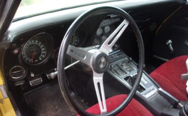Chevrolet-Corvette-1971-Coupe-7