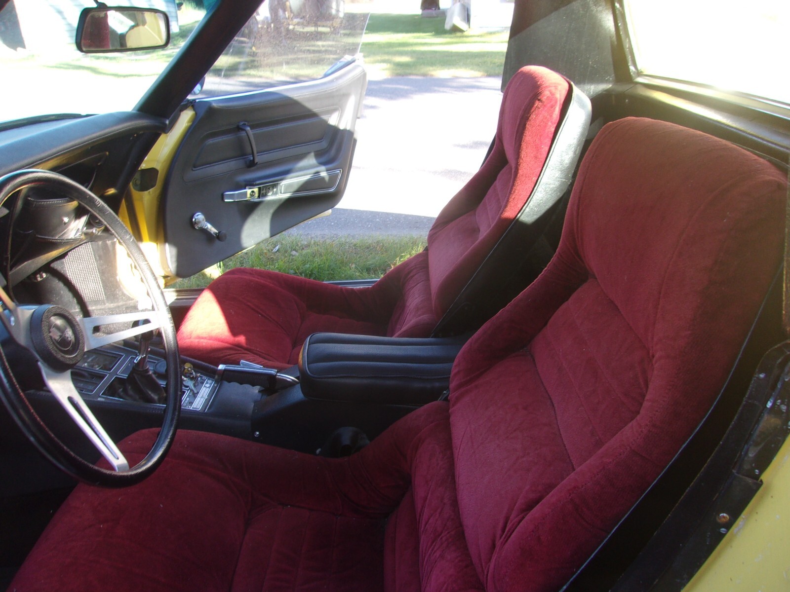 Chevrolet-Corvette-1971-Coupe-8