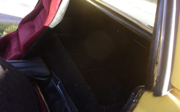Chevrolet-Corvette-1971-Coupe-9