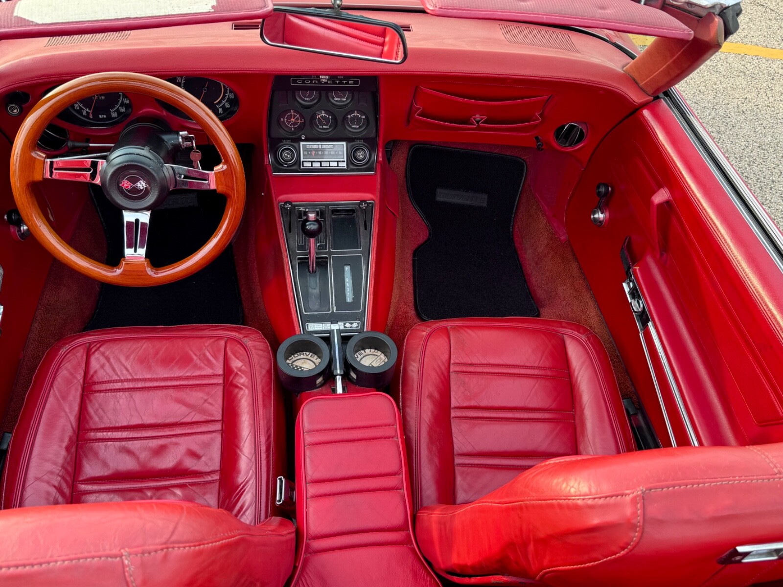 Chevrolet-Corvette-1972-Convertible-15