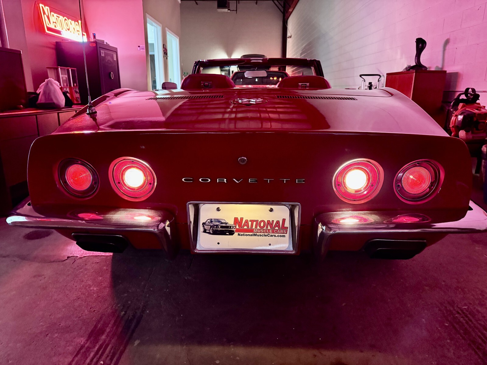Chevrolet-Corvette-1972-Convertible-38