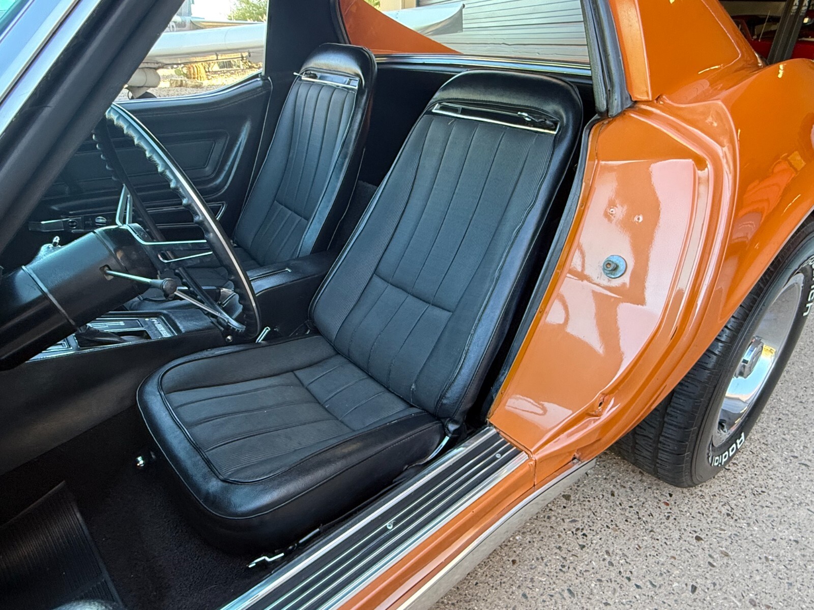 Chevrolet-Corvette-1972-Coupe-12