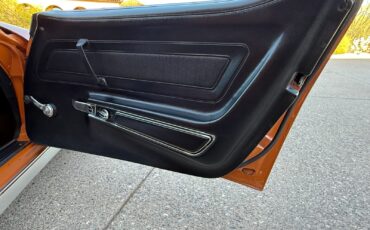 Chevrolet-Corvette-1972-Coupe-16