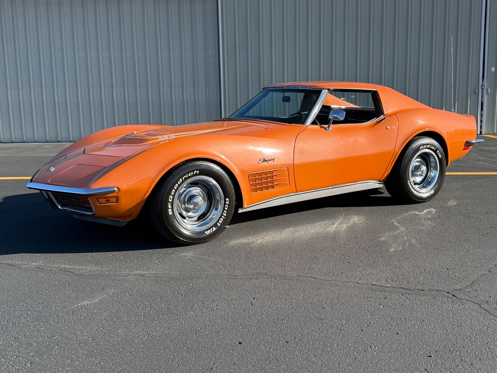 Chevrolet-Corvette-1972-Coupe-2