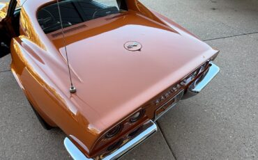 Chevrolet-Corvette-1972-Coupe-23