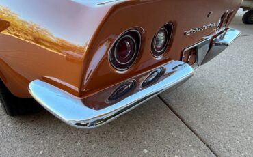 Chevrolet-Corvette-1972-Coupe-25