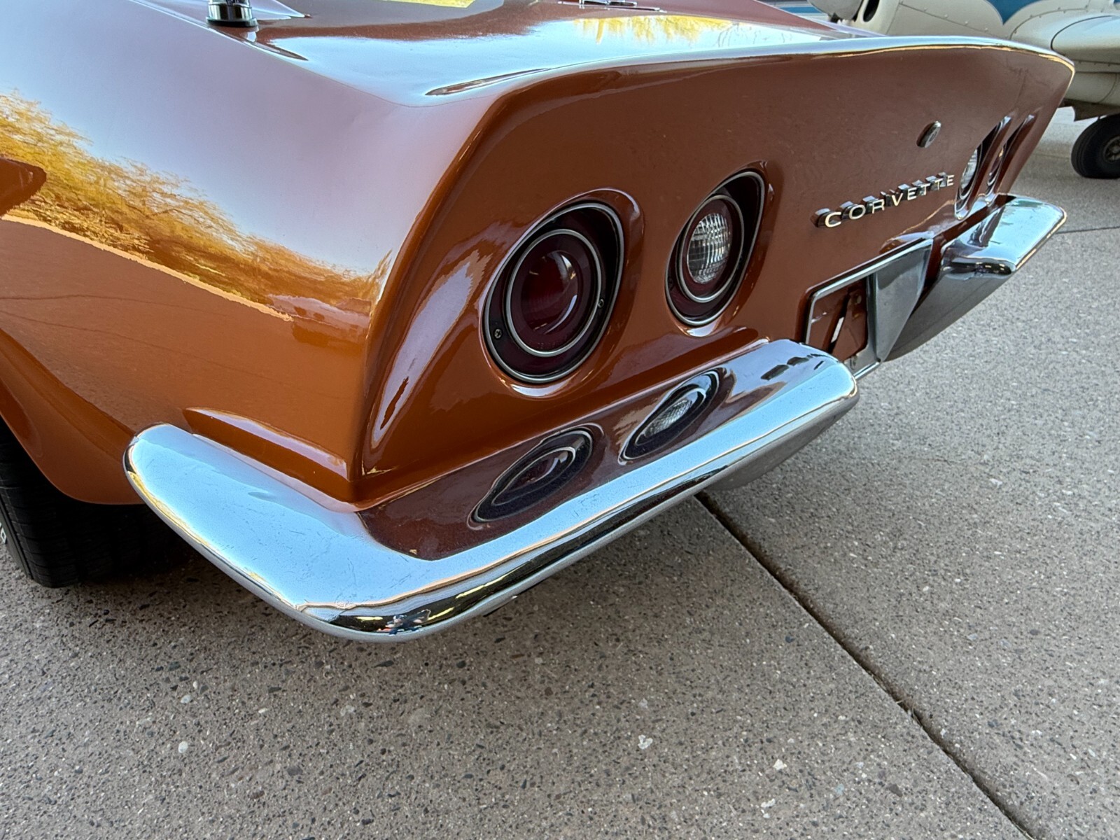 Chevrolet-Corvette-1972-Coupe-25