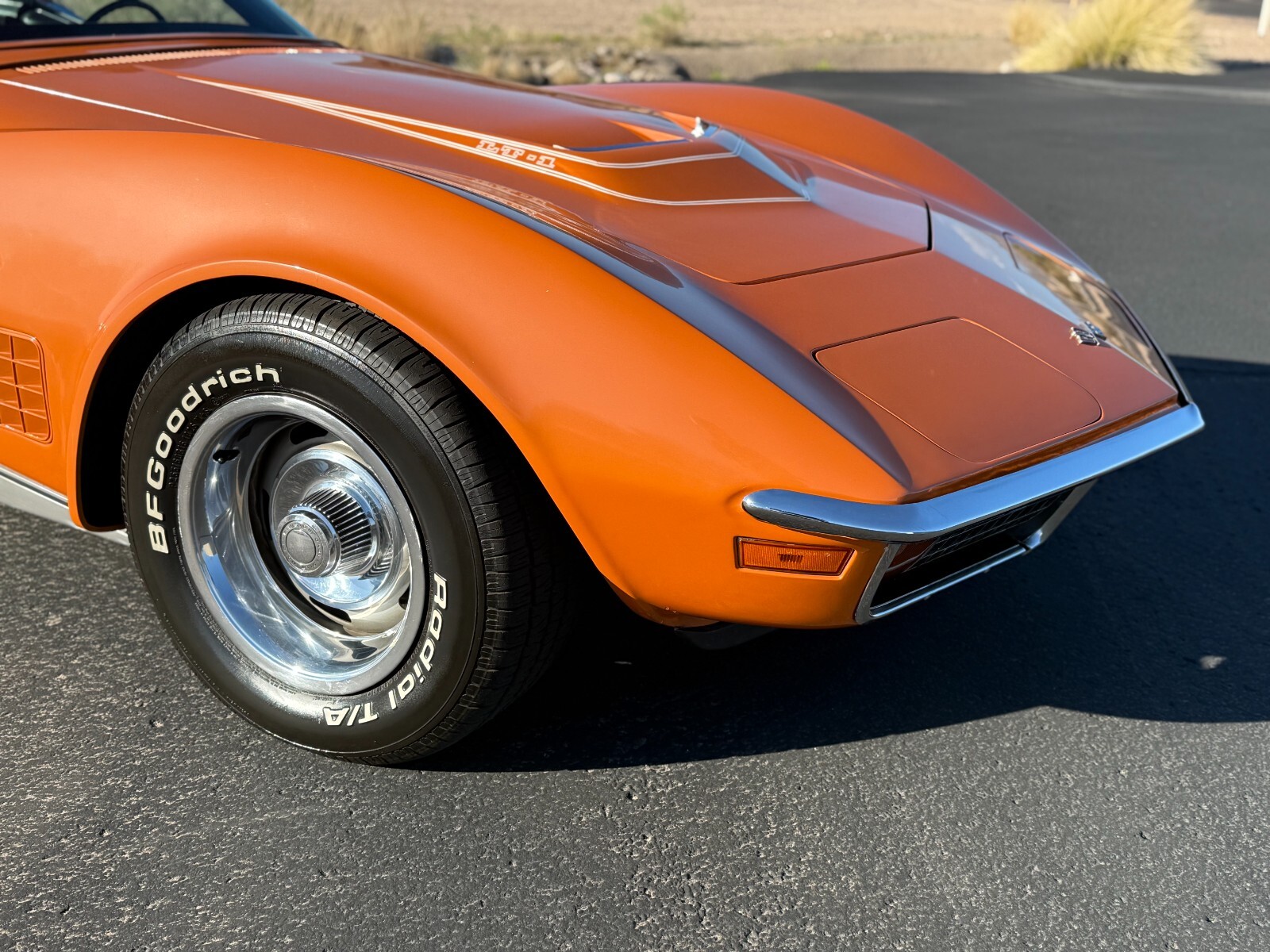 Chevrolet-Corvette-1972-Coupe-4