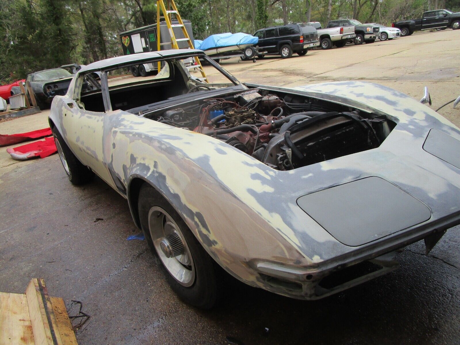 Chevrolet-Corvette-1972-T-TOP-COUPE-2