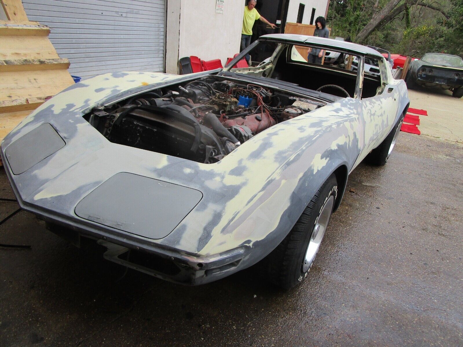 Chevrolet-Corvette-1972-T-TOP-COUPE-3