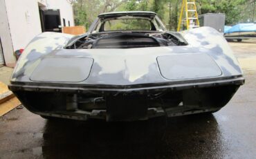 Chevrolet-Corvette-1972-T-TOP-COUPE-4