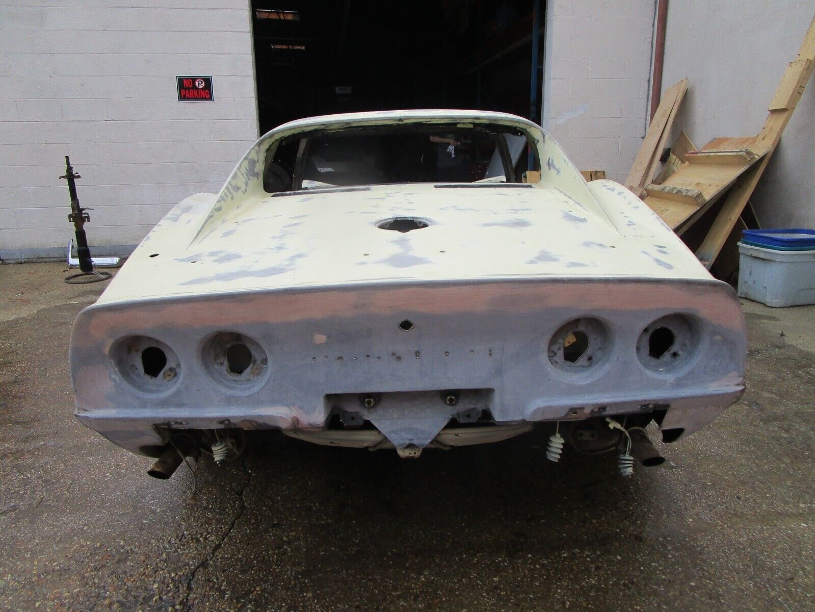 Chevrolet-Corvette-1972-T-TOP-COUPE-9