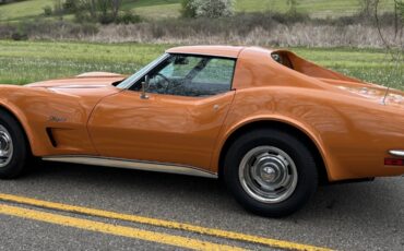 Chevrolet-Corvette-1973-2
