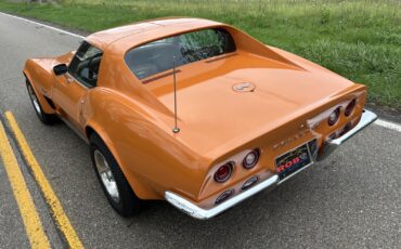 Chevrolet-Corvette-1973-9