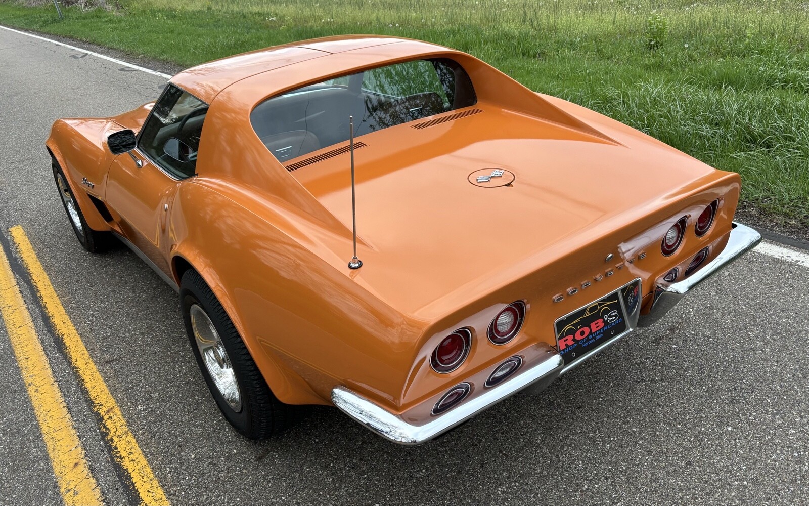 Chevrolet-Corvette-1973-9