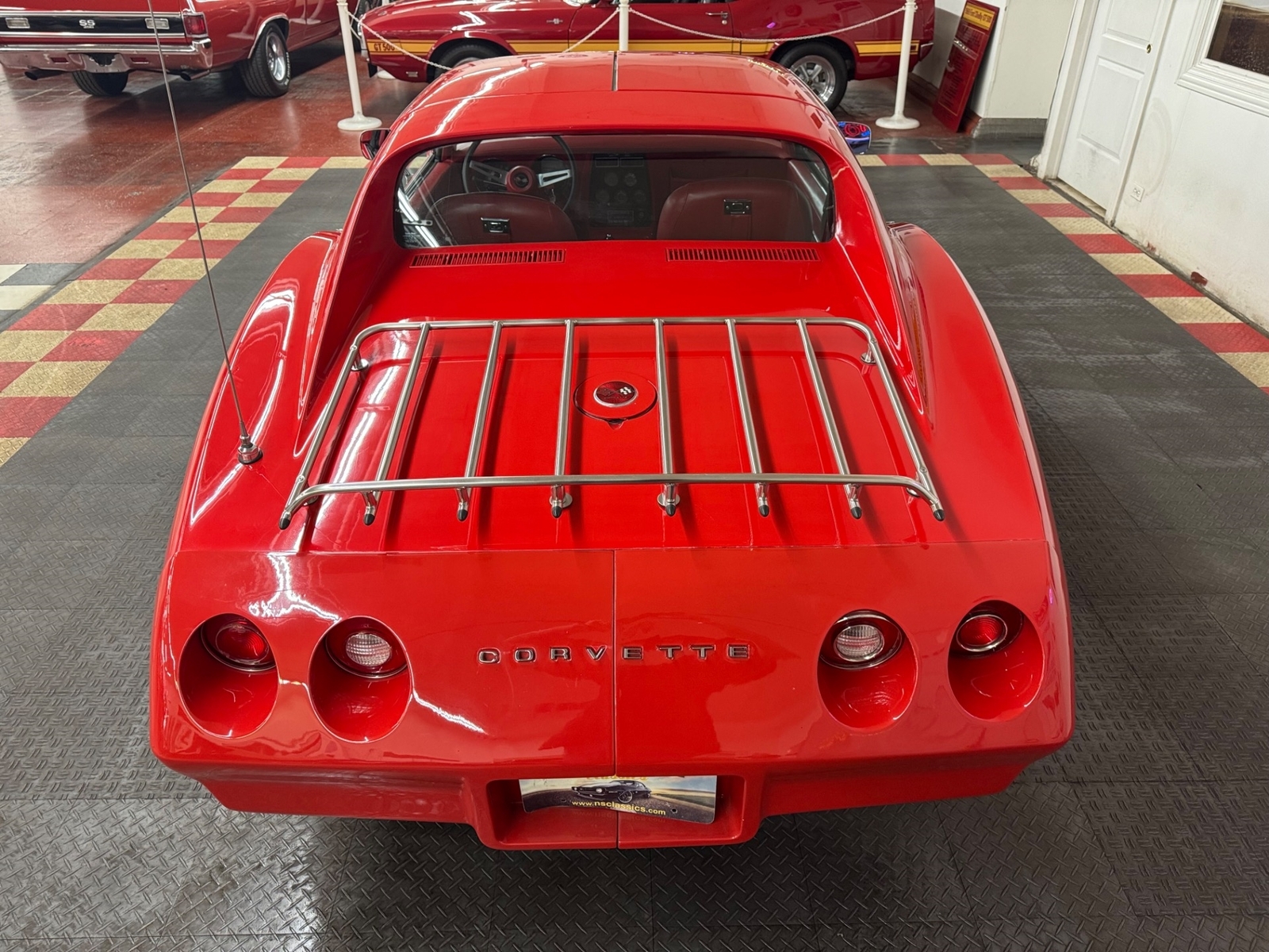 Chevrolet-Corvette-1974-15