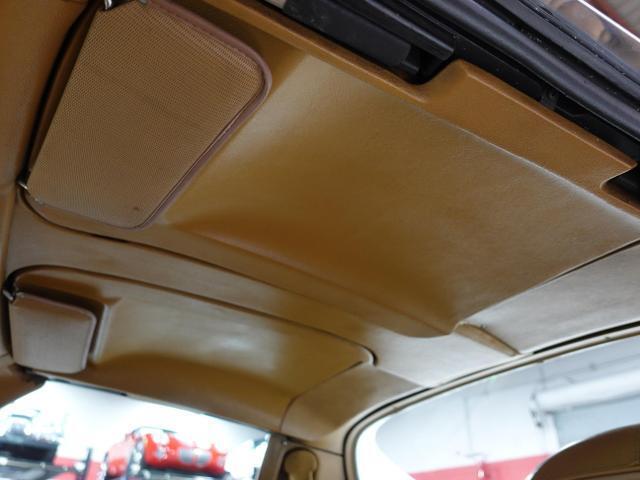 Chevrolet-Corvette-1974-15