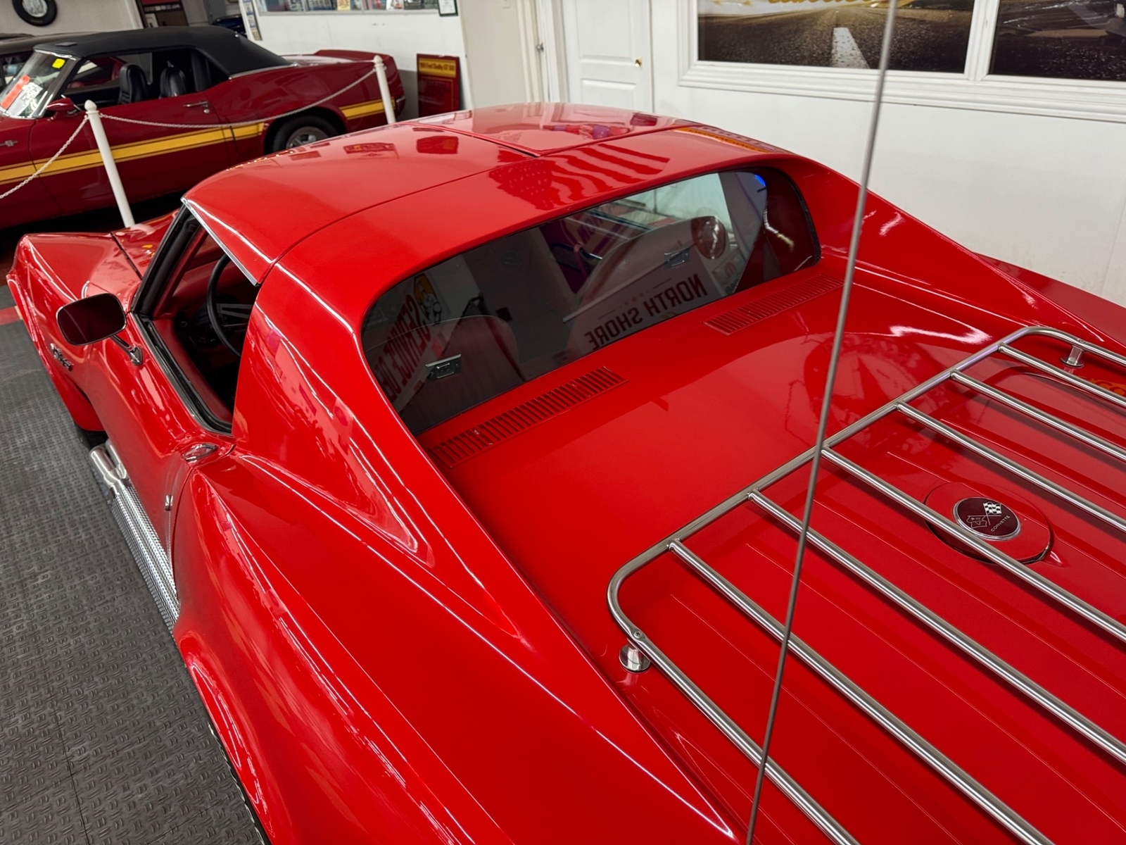 Chevrolet-Corvette-1974-18