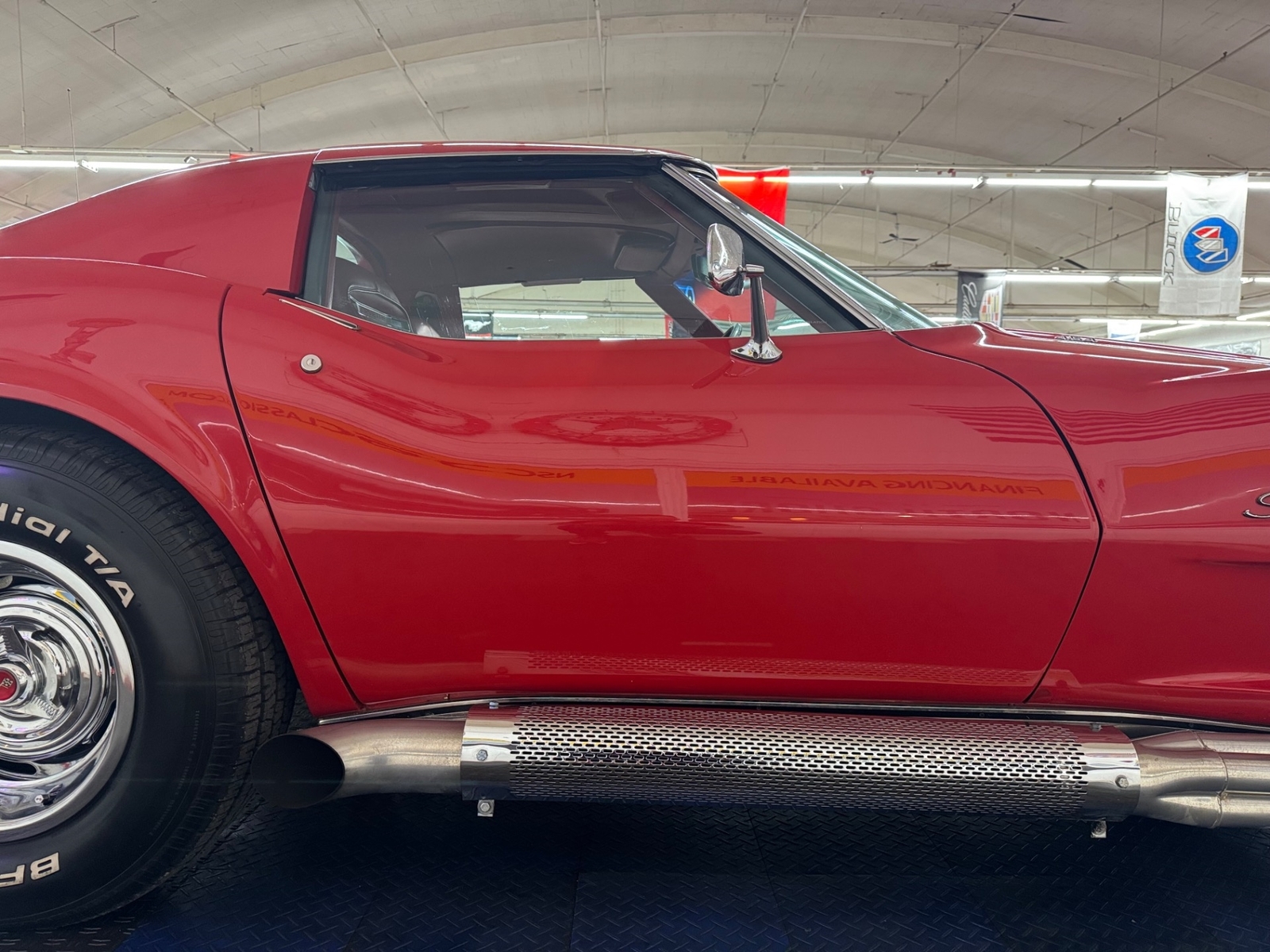 Chevrolet-Corvette-1974-29