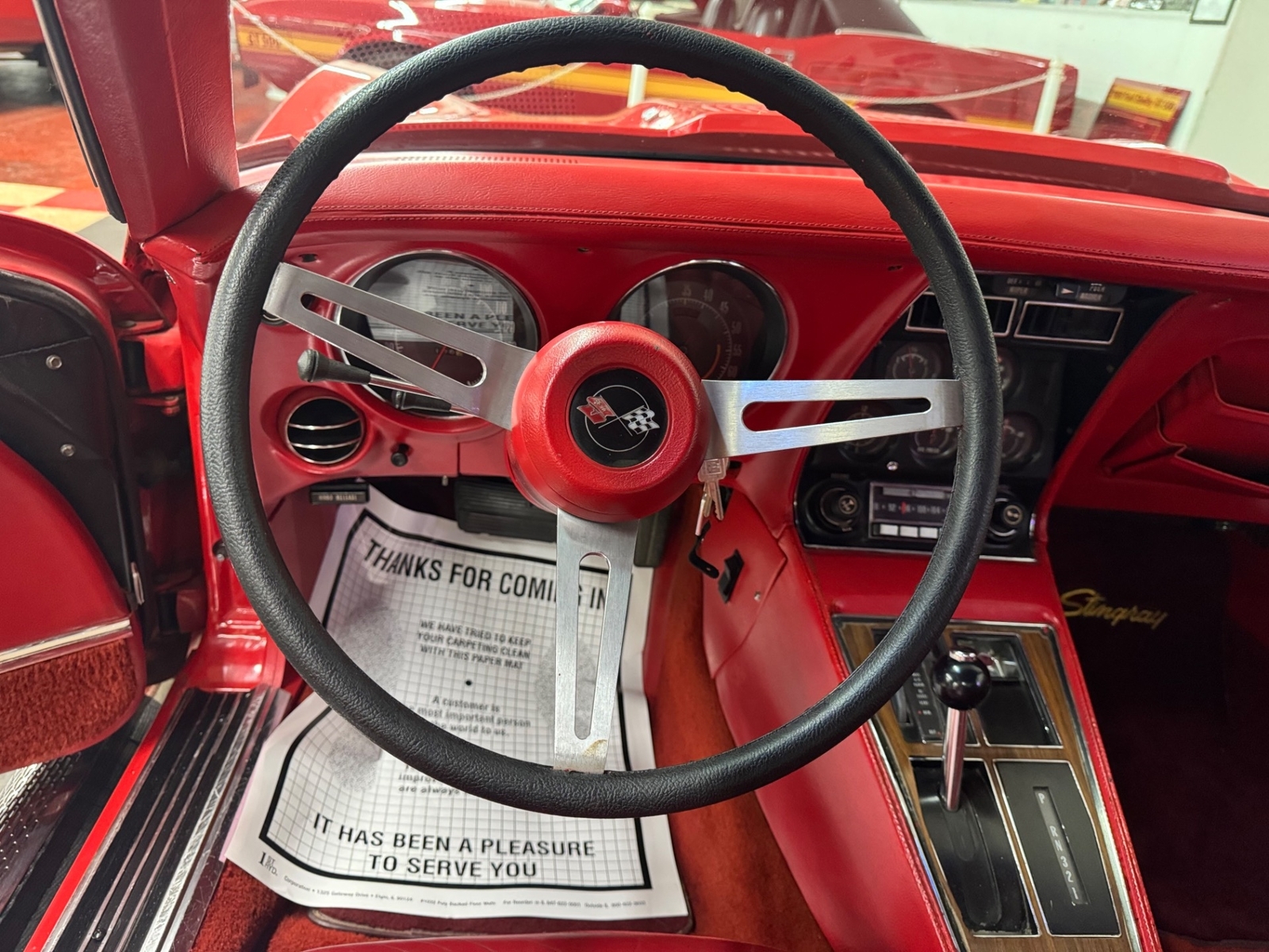 Chevrolet-Corvette-1974-33