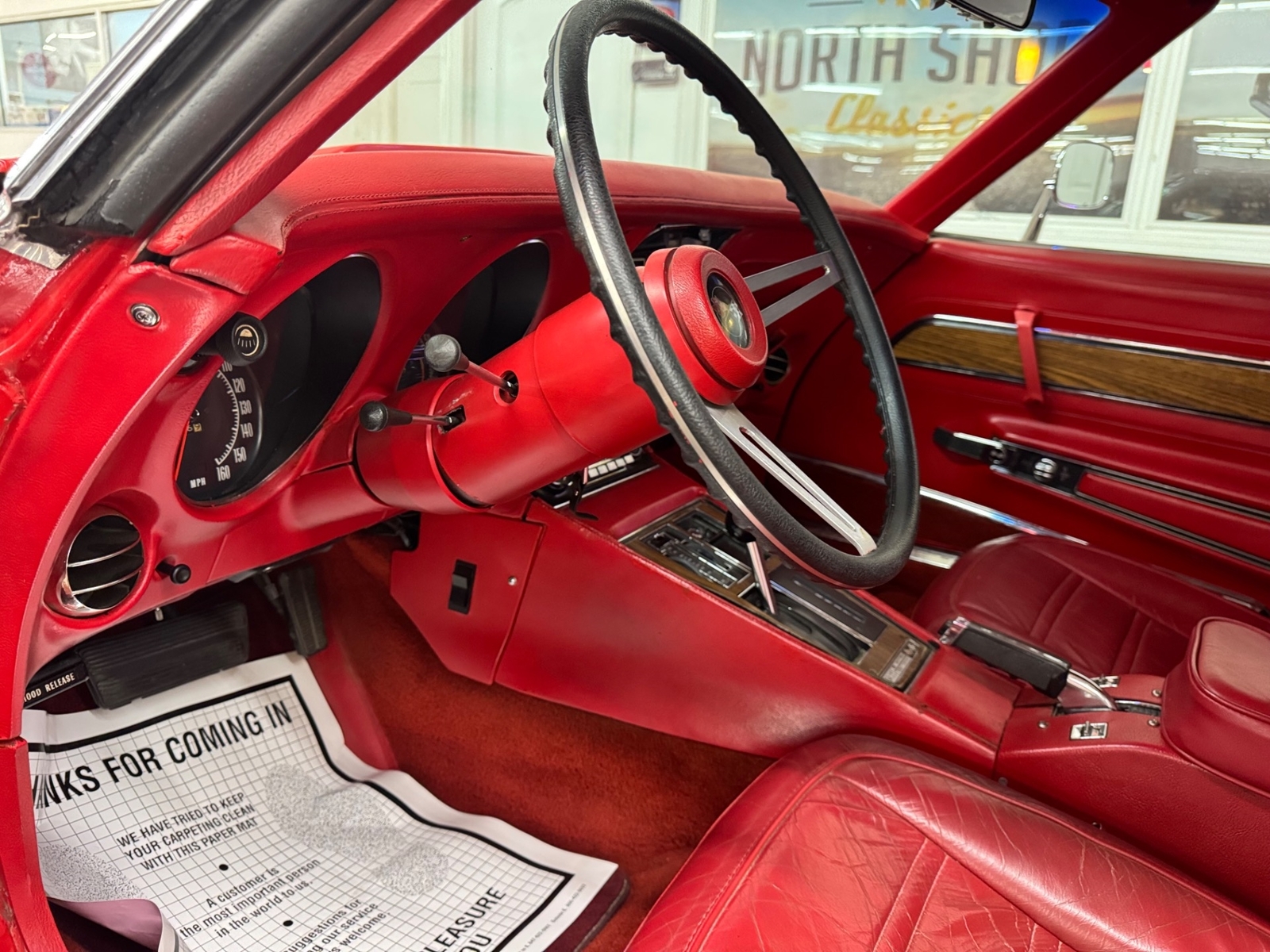 Chevrolet-Corvette-1974-35