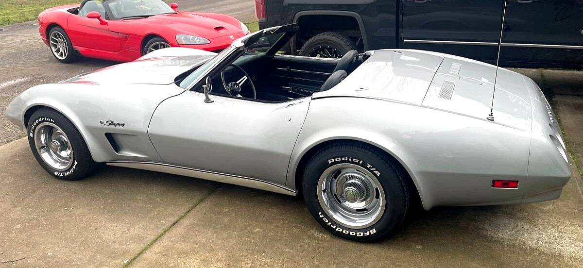 Chevrolet-Corvette-1974-Convertible-1