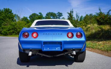 Chevrolet-Corvette-1974-Convertible-12