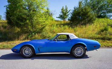 Chevrolet-Corvette-1974-Convertible-17