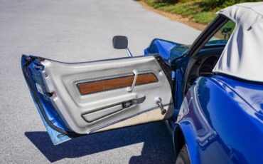 Chevrolet-Corvette-1974-Convertible-26