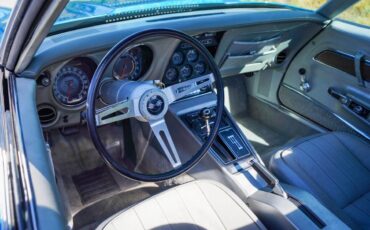 Chevrolet-Corvette-1974-Convertible-38