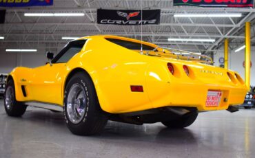 Chevrolet-Corvette-1974-Coupe-18