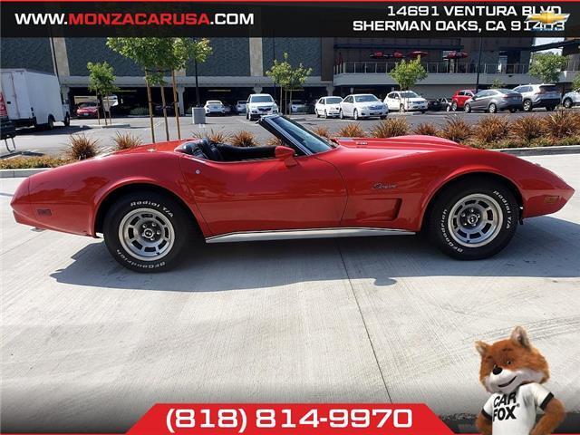 Chevrolet-Corvette-1975-Coupe-2