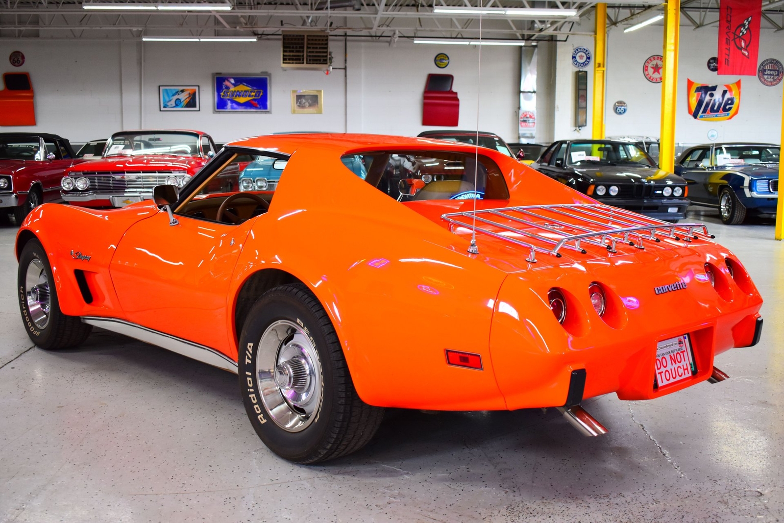 Chevrolet-Corvette-1976-Other-16
